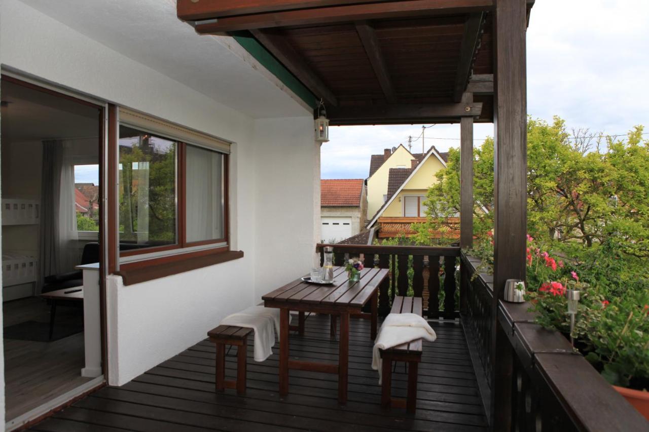 Gaestehaus Zum Rhein Rheinhausen Bagian luar foto