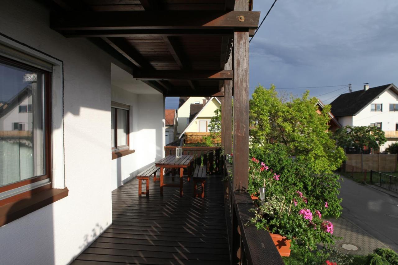 Gaestehaus Zum Rhein Rheinhausen Bagian luar foto